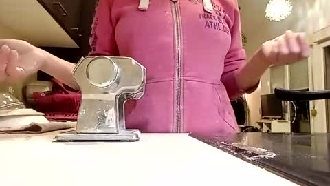 lauriehotxxx online show from February 13, 6:59 pm