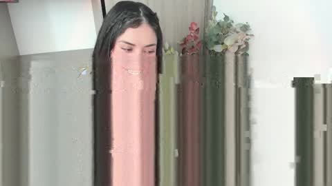 Lauryn online show from April 19, 5:13 pm