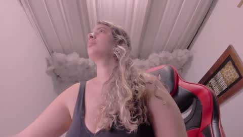 Lauu G online show from September 17, 9:18 am