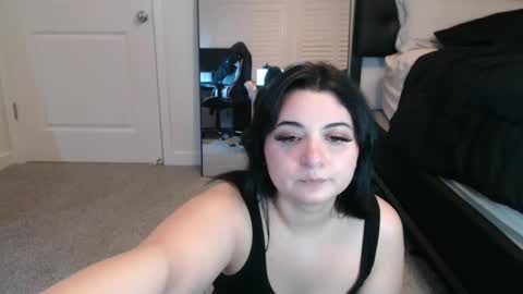 LavanaMaroon online show from February 3, 1:30 pm