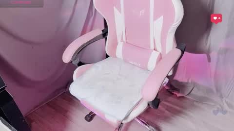 Tina online show from March 19, 11:20 pm