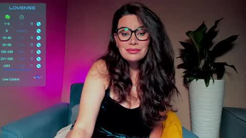 Laverna online show from November 3, 2:59 am