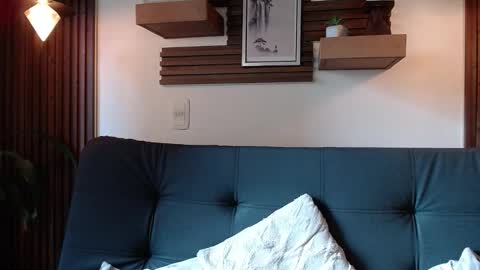 Layla online show from November 15, 9:38 pm