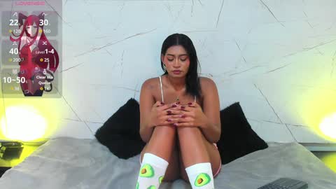 Layla Taylor online show from December 4, 7:06 am