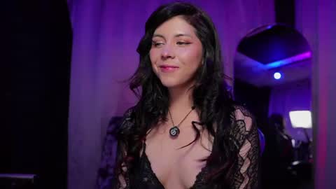 Layra online show from July 16, 10:25 pm