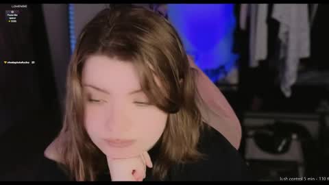 lazy girl Lizzy online show from May 19, 1:56 am