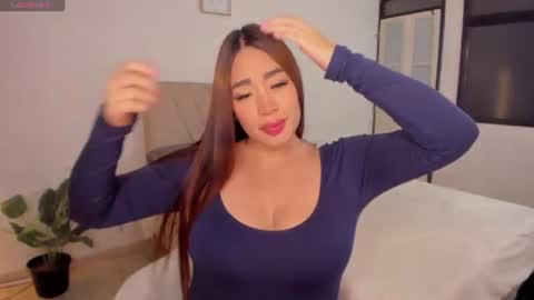 Leah online show from July 9, 1:30 am