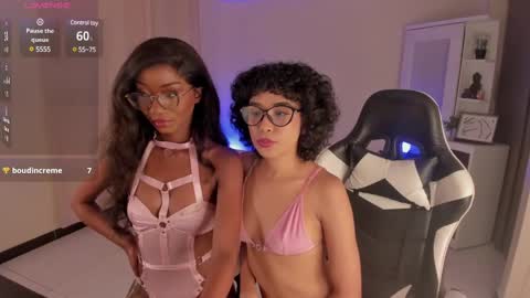 leahaltomm online show from February 15, 8:23 pm