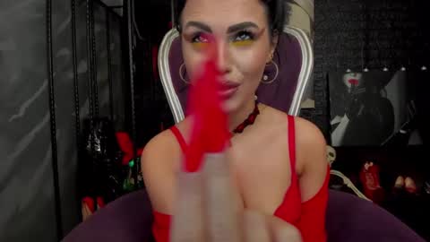 Lea online show from February 7, 12:31 am