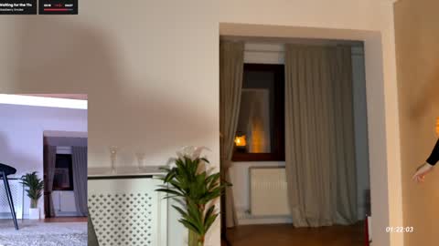 Elle  online show from December 21, 2:54 pm