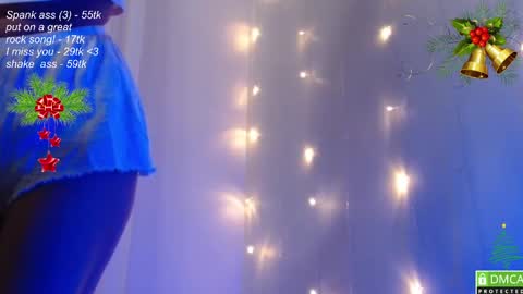 hey Im Leia and I love rock  online show from December 13, 5:43 pm