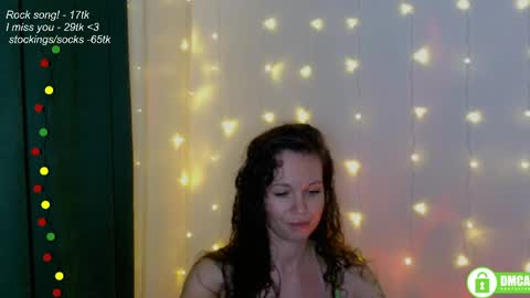 hey Im Leia and I love rock  online show from May 23, 8:18 pm