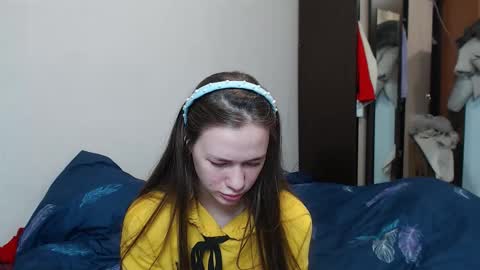 leila_bambi online show from March 11, 5:02 pm