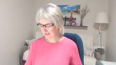 Leila Kinky online show from November 3, 6:06 am