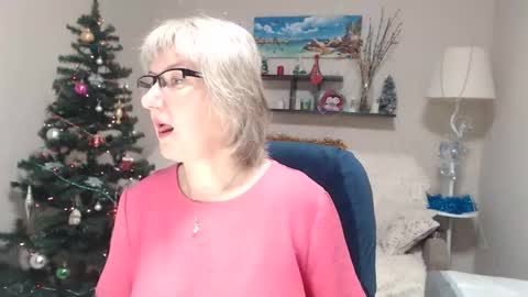 Leila Kinky online show from January 9, 11:25 am