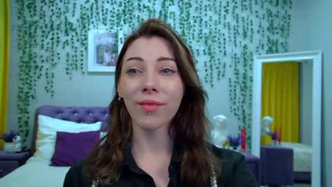 LeilaTaylors online show from March 17, 6:56 pm