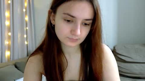 Lelia online show from November 8, 4:17 am