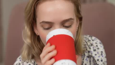  Ashly  online show from December 11, 3:15 pm