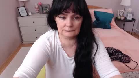 Mary online show from May 27, 11:40 am
