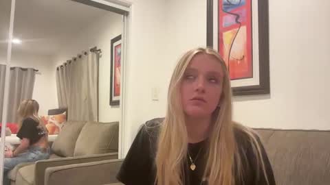 lexisRose online show from December 8, 12:18 am