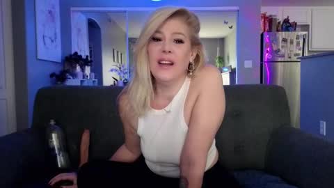 Lexi online show from November 14, 7:03 pm