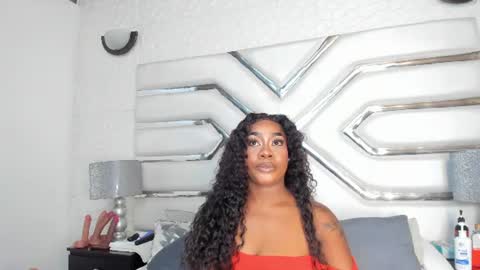 Lexieegrey online show from June 16, 10:44 pm
