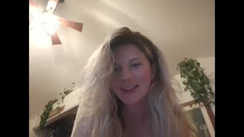 lexiiimarie96 online show from December 14, 2:12 pm