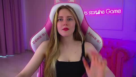 Lexi online show from May 15, 6:49 am