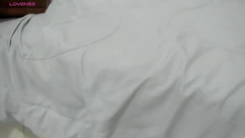 LEXXI online show from December 3, 5:59 pm