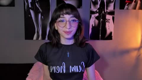 Lexy online show from December 4, 3:10 pm