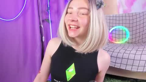 Snapshot of lexy_l0vy chatting on September 14, 6:22 am LexxxY online show from September 14, 6:22 am