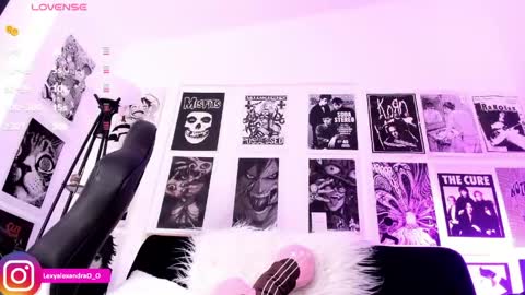 LexyJoyce online show from April 14, 9:15 pm