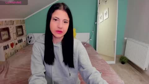 lexyswett online show from February 9, 7:30 pm