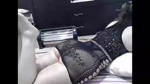 leydiiimelisss online show from January 3, 12:54 am