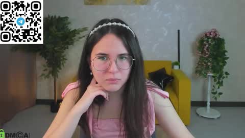 leylamirage online show from March 7, 12:34 pm