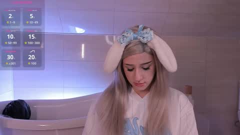 Lisa online show from October 30, 3:09 am