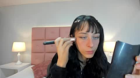 Snapshot of lhiamfitt chatting on March 11, 2:07 pm lhiamfitt online show from March 11, 2:07 pm
