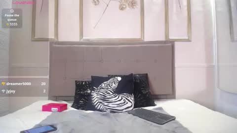 lia_harper_ online show from September 27, 12:56 pm