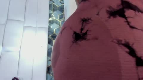 lia_mariana online show from April 1, 5:08 am