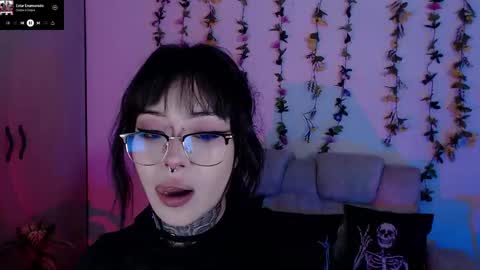 Liaa  online show from November 3, 2:37 am