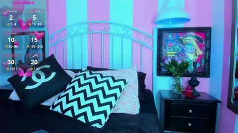 ---Liah--- online show from February 8, 9:36 pm