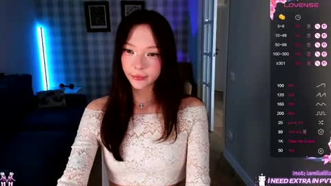 lialilia online show from April 11, 9:13 am