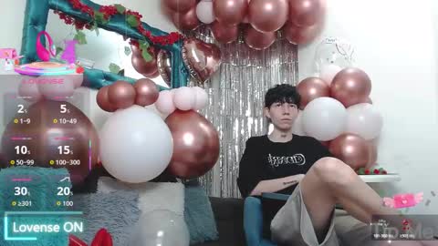 Liam  online show from February 17, 8:08 pm