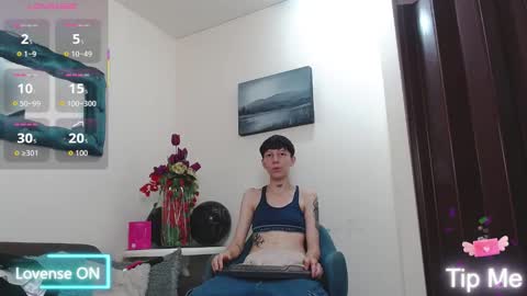 Liam  online show from February 3, 7:18 pm