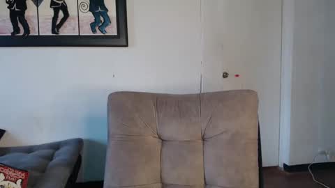 Lia Miller online show from February 7, 12:17 pm