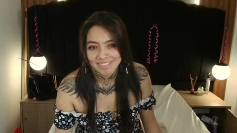 L I A M O N R O E online show from March 27, 11:55 am