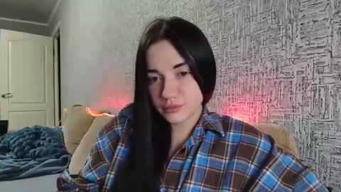 liana_diva online show from November 23, 9:16 pm