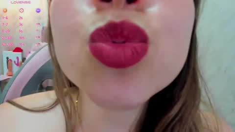 Grace online show from November 5, 2:55 pm