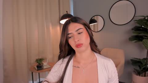 Lia online show from February 4, 1:38 pm