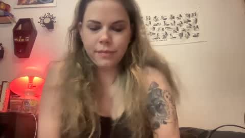 Libby Deetz online show from February 8, 9:56 am